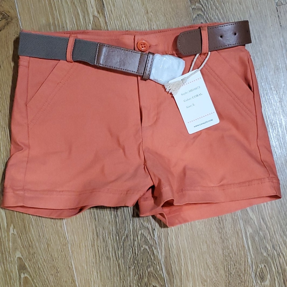 Orange short